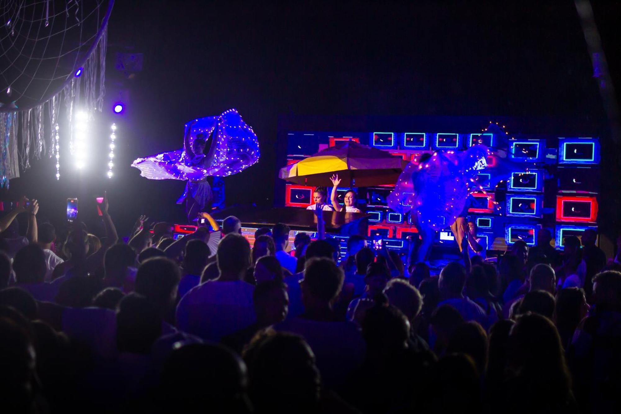 Cafe Jeri Hotel Jijoca de Jericoacoara Exterior foto The stage at the 2011 edition of the festival